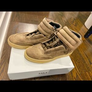 Children’s high top bootie - tan suede. Zip & Velcro entry. New. Retail $165.